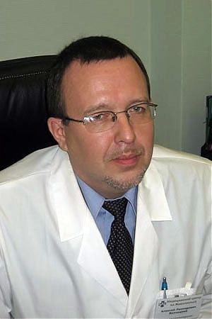 Гастроэнтеролог, гепатолог инфекционист, кандидат медицинских наук Волчецкий Алексей Леонидович